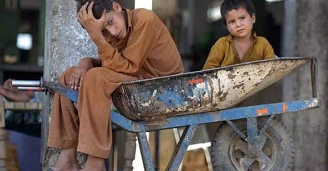 WaqarAhmedNisar's tweet photo. To earning "Halal" is not an easy Job 🥺🌸 https://t.co/tcetl2CEbB