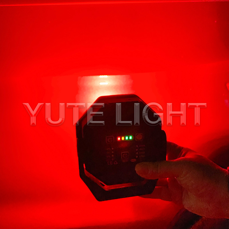 yutelight's tweet image. Our #2In1 #highpower #portableworklight with #CRI95 #LED #cardetailinglight For color match and also with #UVcuringlight. More: yutelight.com/product-catego… us at info@yutelight.com
#portablelight #worklight #rechargeablelight  #bulklights #lightsupplier #ledlightfactory #outdoorlight