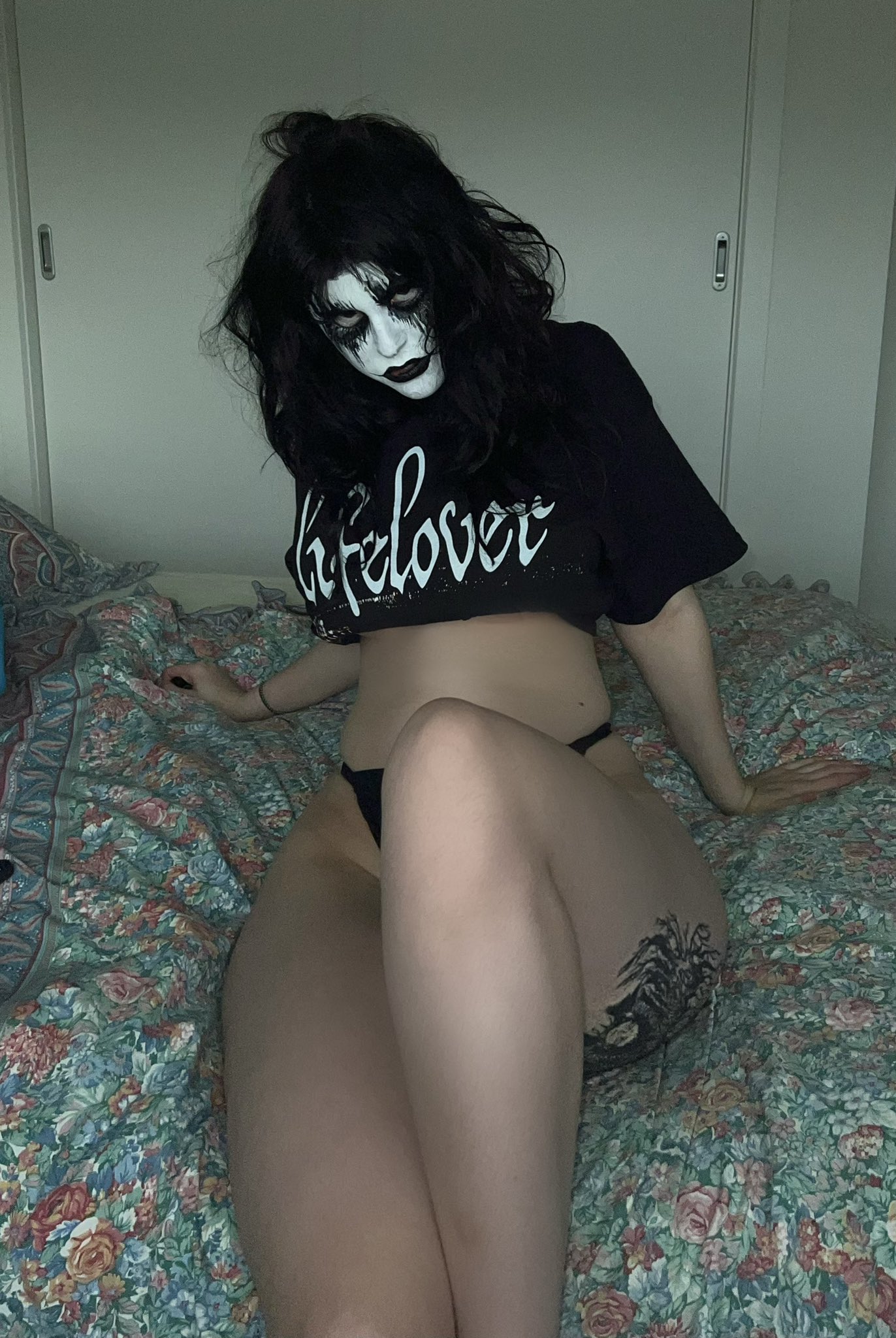 TW Pornstars - 6ar6ie6. Twitter. Venture into the forest with me?. 1:37 PM  - 4 Jul 2022