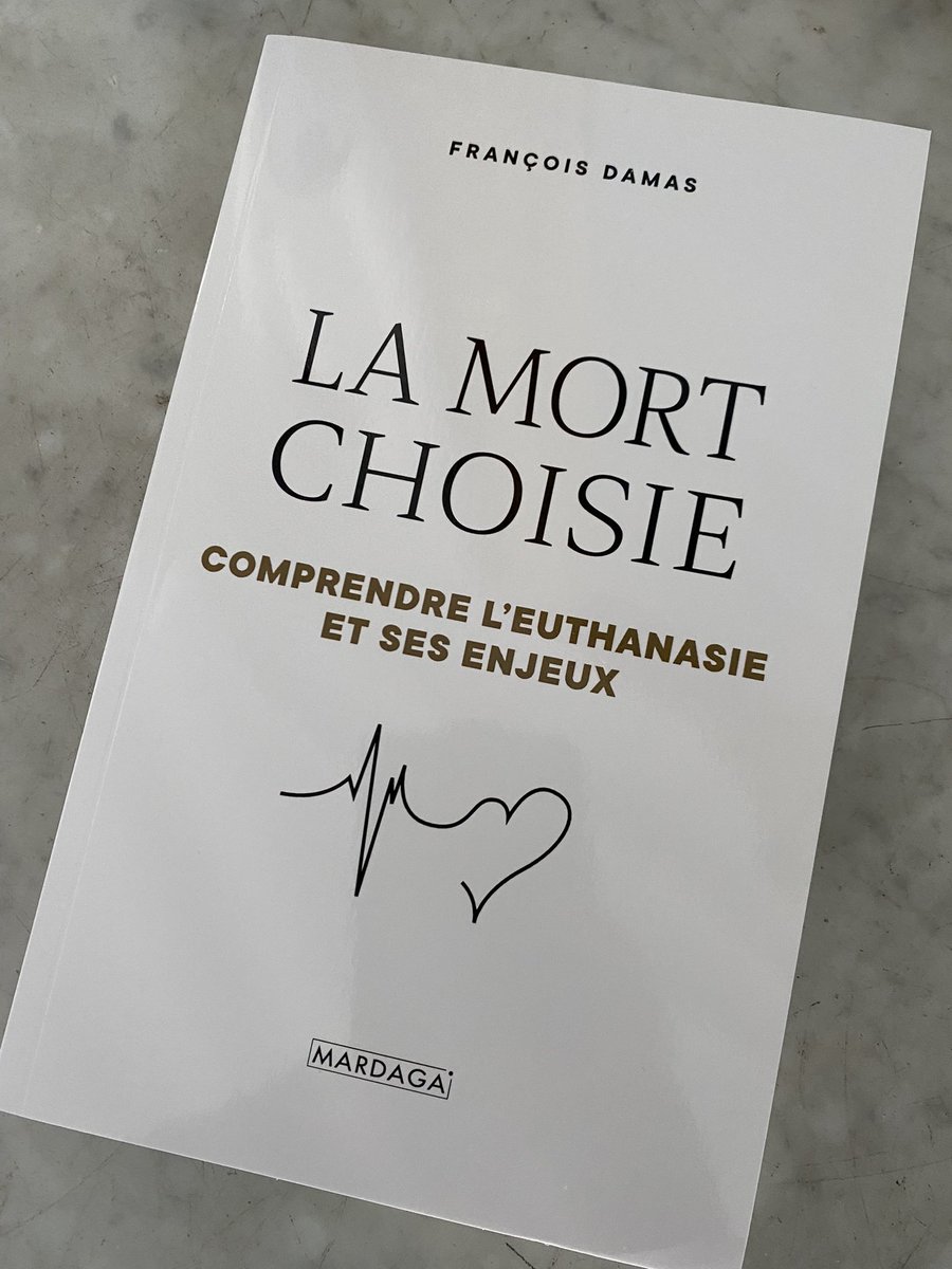 ADMDFRANCE's tweet photo. 📖 Un grand merci aux @EditionsMardaga pour l’envoi du livre « La mort choisie » du professeur François Damas. 
Un livre qu’on ne manquera pas de prêter… Cc @asso_SFAP 
#FindeVie #Euthanasie #ProChoix https://t.co/yvjaMMBXDa