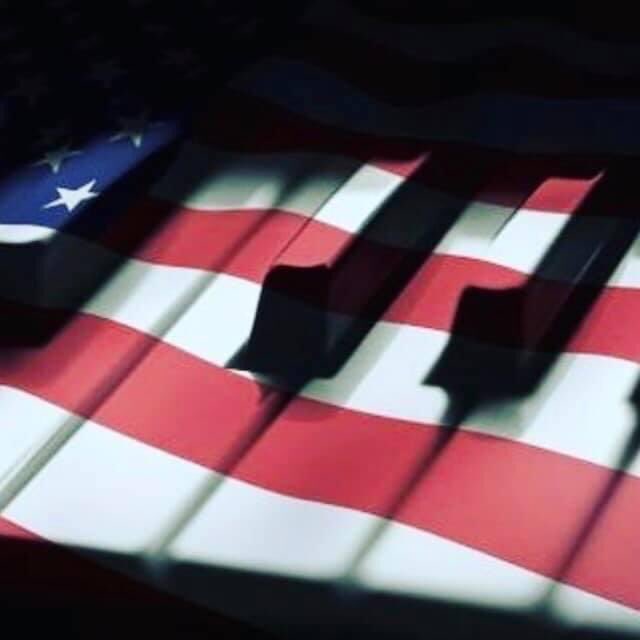 SixthStMusic's tweet photo. Happy 4th of July! 🎇❤️🎇!!! https://t.co/71mpcm3mEU