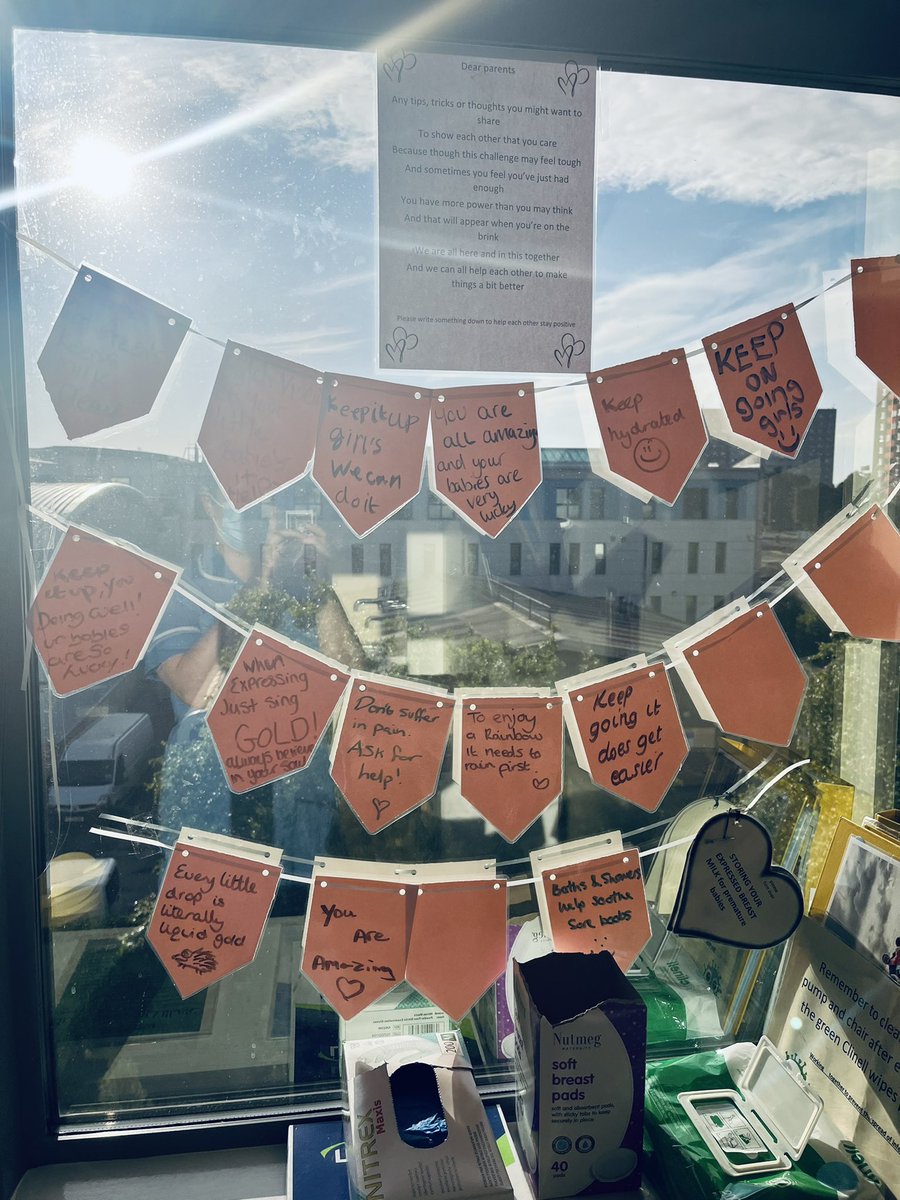 HullNicu's tweet image. Our expressing room looking gloriously sunny ☀️ Featuring our ‘Tips and Tricks’ bunting! What would you add for a NICU mum expressing? #breastfeeding #expressing #nicu