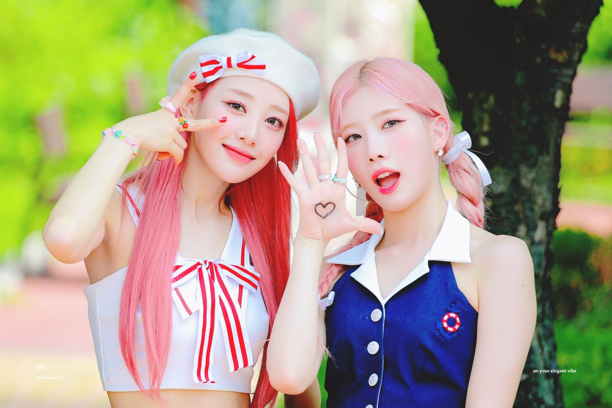 ev_524's tweet photo. 220703 
#이달의소녀 #LOONA #이브 #YVES https://t.co/mmCYXGQf7d