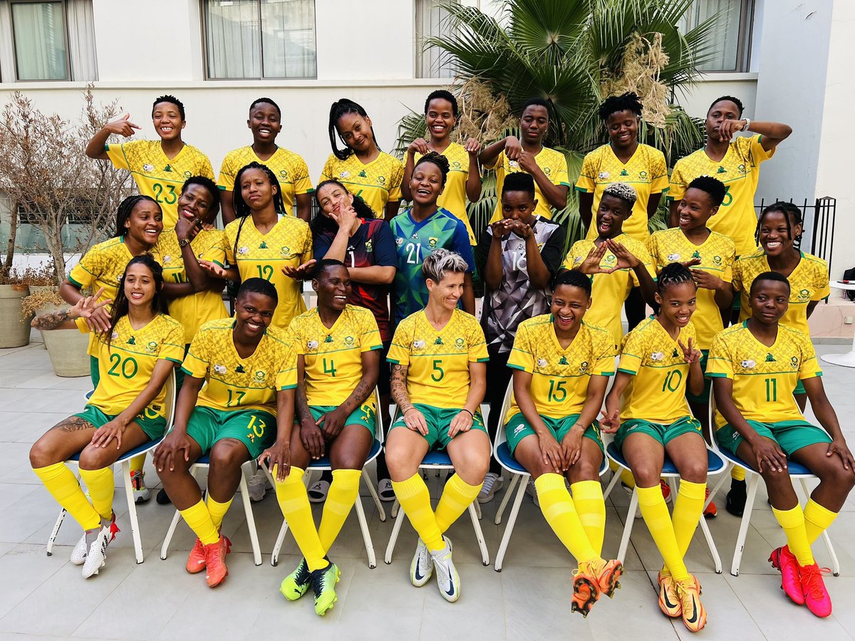 LoratoTshenkeng's tweet photo. Today is the Day! @Banyana_Banyana Day.
All the best to coach Desiree Ellis, her technical team and the ladies as they take on Nigeria at 7pm tonight in the #WAFCON2022
Akere we are all behind this #BunchOfWinners and #ReBanyanaKaofela ๐๐๐ฟ๐ฆ #ModimoOLorato https://t.co/r5KJLwdT8U