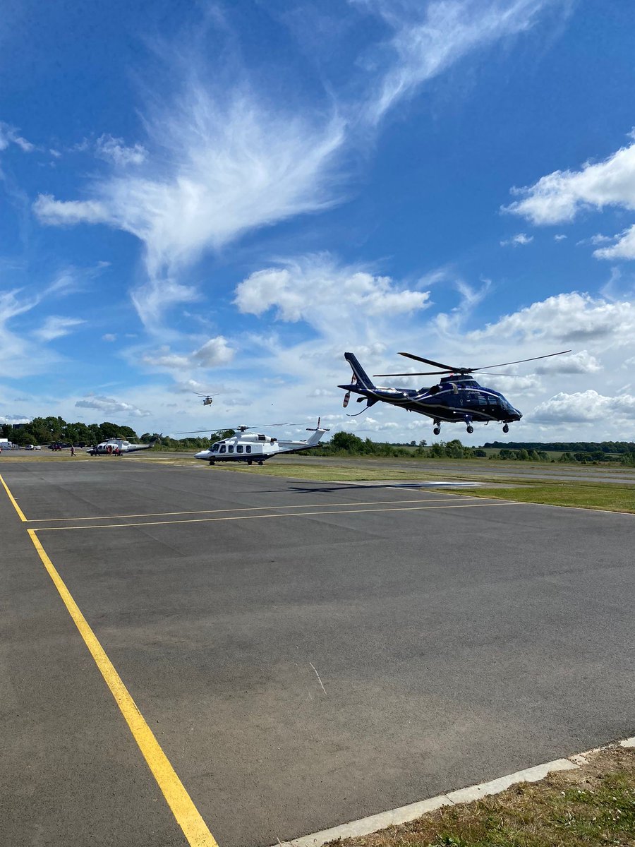 Charter_aLtd's tweet photo. Great day out at Silverstone for the F1.

https://t.co/Gj4OwuU9Il 

#sliverstone #helicopterhire #sunnyday #f1 #heliport #augusta109 #aw109grand #aw139helicopter https://t.co/SHKTmhHxeV