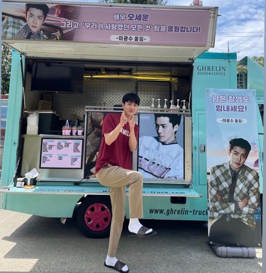 FW0AyeaUEAMezNP?format=jpg