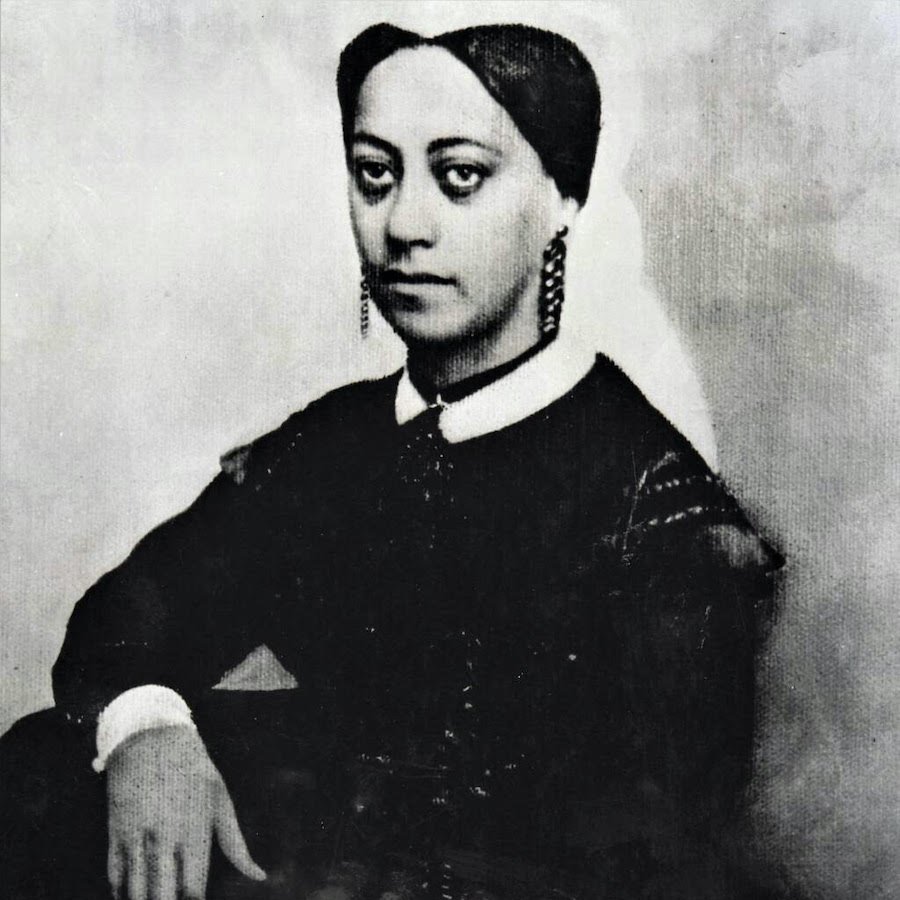 bal_women's tweet photo. Black domestic worker in 1850s California, #MaryEllen Pleasant eavesdropped on her wealthy clients so that she could learn how to invest her money wisely. She later used this knowledge to build a real estate empire — which was worth over $30 million. https://t.co/TrqSoGRgPI