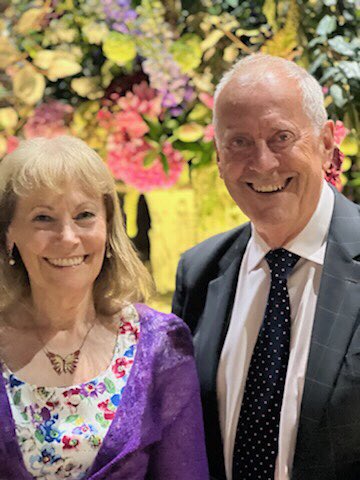 GylesB1's tweet photo. Life lessons I’ve learnt from other people:
- In 5 words: “Busy people are happy people.”
- in 4 words: “Listen to your wife.”
- in 3 words: “Don’t dabble, focus.”
- in 2 words: “Be kind.”
- in 1 word: “Positivity.” https://t.co/4wMXQcFxmv