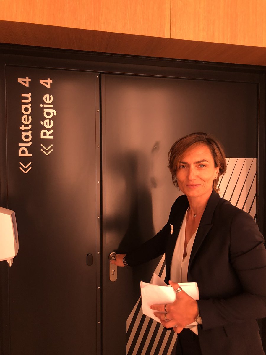 Hortense de Sennevil tweet media