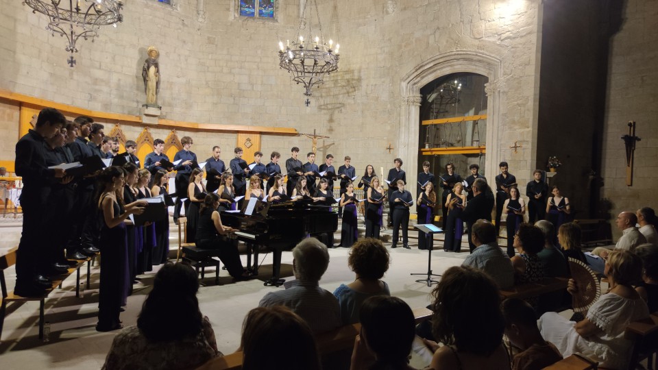 Territoris (@territoriscat) on Twitter photo #LAPANORÀMICA | Viu el juliol de Música i Poesia de Balaguer
<a href="/ciutatbalaguer/">Paeria de Balaguer</a> <a href="/Corjove/">CorJove OrfeóCatalà</a> @IRocatti <a href="/Esther_pinyol/">Esther 🎗</a> <a href="/catalunyamusica/">Catalunya Música</a> <a href="/Ferrancarceller/">Ferran Carceller Amorós 🎗</a> <a href="/_JordiArmengol/">Jordi Armengol</a>
👉 territoris.cat/articulo/la-pa… #LAPANORÀMICA | Viu el juliol de Música i Poesia de Balaguer
<a href="/ciutatbalaguer/">Paeria de Balaguer</a> <a href="/Corjove/">CorJove OrfeóCatalà</a> @IRocatti <a href="/Esther_pinyol/">Esther 🎗</a> <a href="/catalunyamusica/">Catalunya Música</a> <a href="/Ferrancarceller/">Ferran Carceller Amorós 🎗</a> <a href="/_JordiArmengol/">Jordi Armengol</a>
👉 territoris.cat/articulo/la-pa…