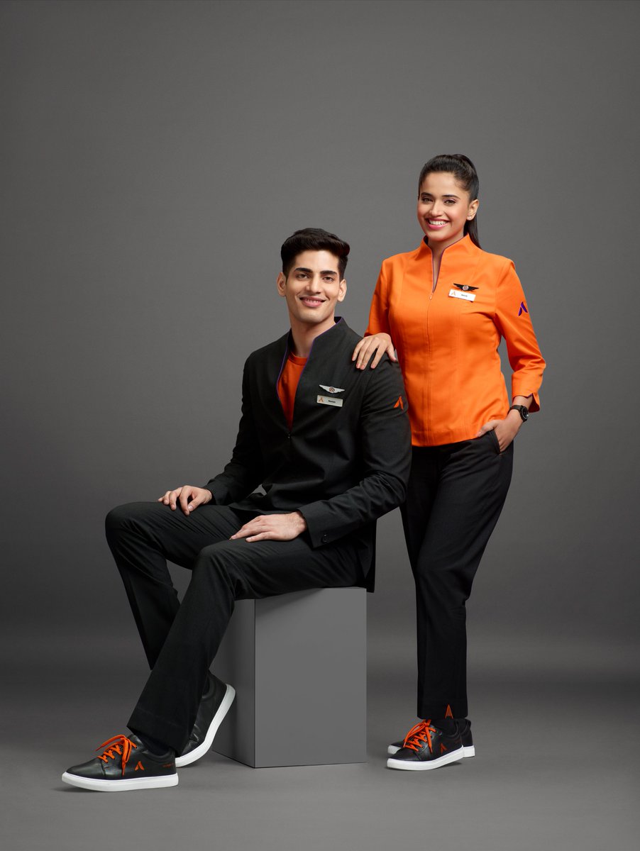 #AkasaCrewLook | Inspired by our roots.
Our crew jacket design draws inspiration from the Indian bandhgala and takes it farther into the future.