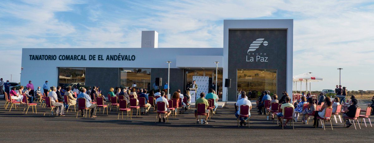 AdraoGDR's tweet photo. El proyecto apoyado por @AdraoGDR con 161.577,56 € para construir el tanatorio en Villanueva de los Castillejos es un ejemplo de lo que representa #Leader, creando dos empleos de #mujeres y poniendo en marcha un nuevo servicio que favorece el desarrollo integral del territorio. https://t.co/2y4S4MmrdD