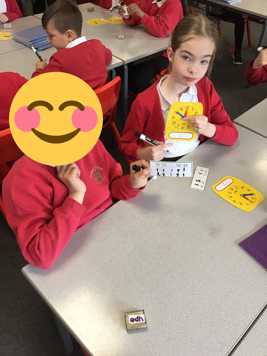 OakfieldY4's tweet photo. Learning to write the 24 hour time digitally in maths this morning #oakfieldmaths https://t.co/rBRd7ukk25