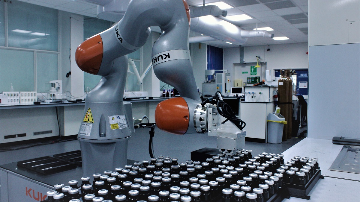 Applications are open for Lecturers in Robotics and Chemistry Automation @MIF_UoL Closing date 29th July my.corehr.com/pls/ulivrecrui… RT @aicooper @AICooperGroup @ngberry @karlscoleman