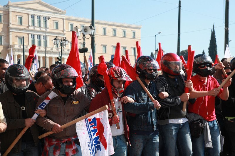 KosmidisStathis's tweet photo. Δεν ξεχωρίζουμε αν είναι υπάλληλος,ιδιοκτήτης,τραγουδιστής,ηθοποιός,δημοσιογράφος,πολιτικός ή οτι άλλο.
Για την φυλή αυτή, όποιος διαφωνεί πρέπει να εξαφανιστεί,
να μην ξανακουστεί.😎
#σταλινες #κουμμουνοσαυροι #TurkAlexis #mymarket #ΣΠΣ #επισημοι_τραμπουκοι #4islands https://t.co/i5YFVEpNzt