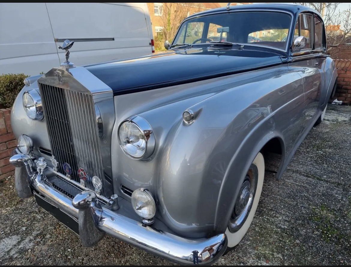 TribeBankruptcy's tweet photo. Tend to associate flash motors with #disqualification cases following stint editing #Mithani looseleaf newsletter. Always seemed to involve expensive cars. Now #RobertMaxwell SilverCloud for sale for princely £37k - nice motor with interesting #corporateinsolvency history! https://t.co/YnsQQZIcIW