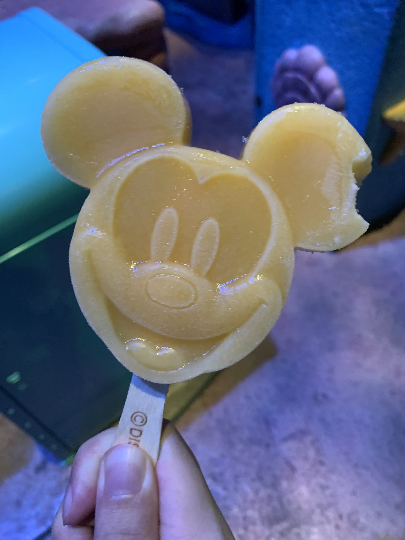 みざ あとお友達と男4人でディズニーシー遊びに行ってきた 元々アフター6くらいでしか行ったことなくて 今日初めてまともにアトラクション乗ったんだけどめっちゃ面白かったわ インディジョーンズとレイジングスピリッツまた乗りたい T Co