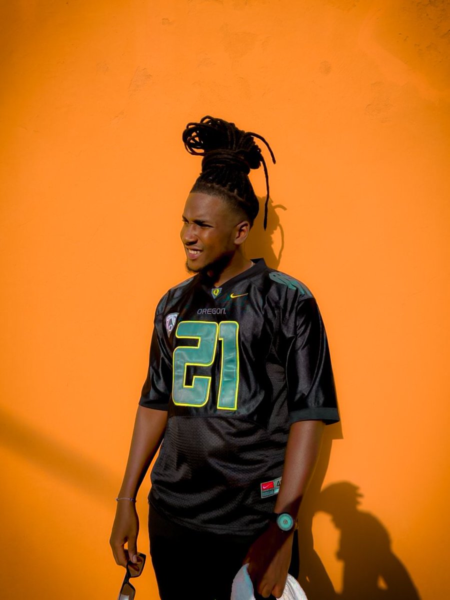 Sonho é pa mama liga pam flal man sta na turner  💫🌍✈🪂
.
.
.
.
.
.
.
.
Four4Music 🧿