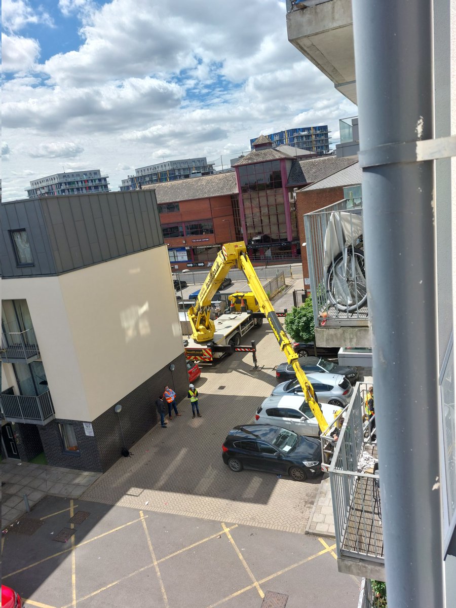 Today we have contractors at  Windsor Court carrying out some surveys of the external walls, please note there will be slight disruptions to the carpark area, you can gain access to the carpark via the exit gate.#teampurple #nhood12 @pa_housing