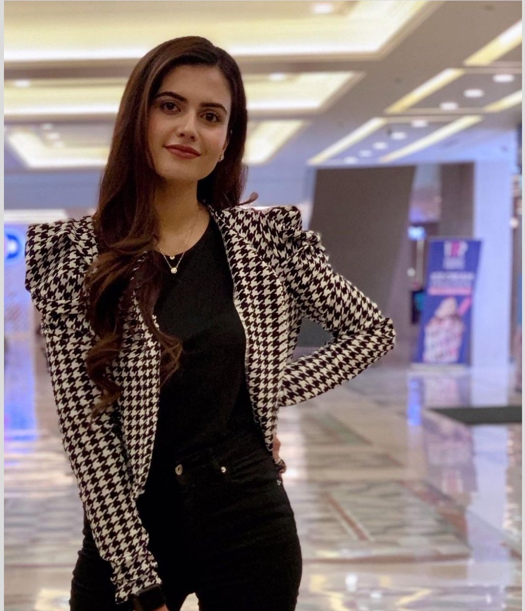 avleble's tweet photo. Biryani or Me? 😤❤️ https://t.co/tUMKgEqA0h