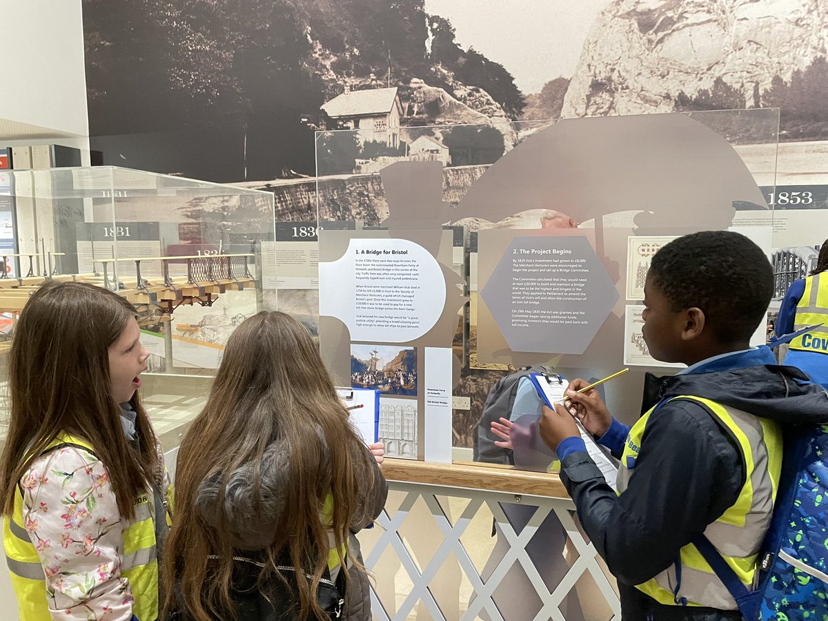 Y4WFA's tweet photo. Time exploring the museum, finding the answers to some quiz questions! @Cabotfederation #wfadesigners https://t.co/UZVoiNqTVN