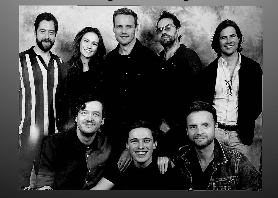 TheAndrewGower's tweet photo. Great to be back @starfuryevents 🏴󠁧󠁢󠁳󠁣󠁴󠁿 👑 

Lovely to see everyone again and talk all things @Outlander_STARZ 

Big thanks for all the @thegustaffsons 💙 and support! 

#bonnetprincecharlie #outlander #Highlanders5 #gustaffson https://t.co/IyAAZjIPvK