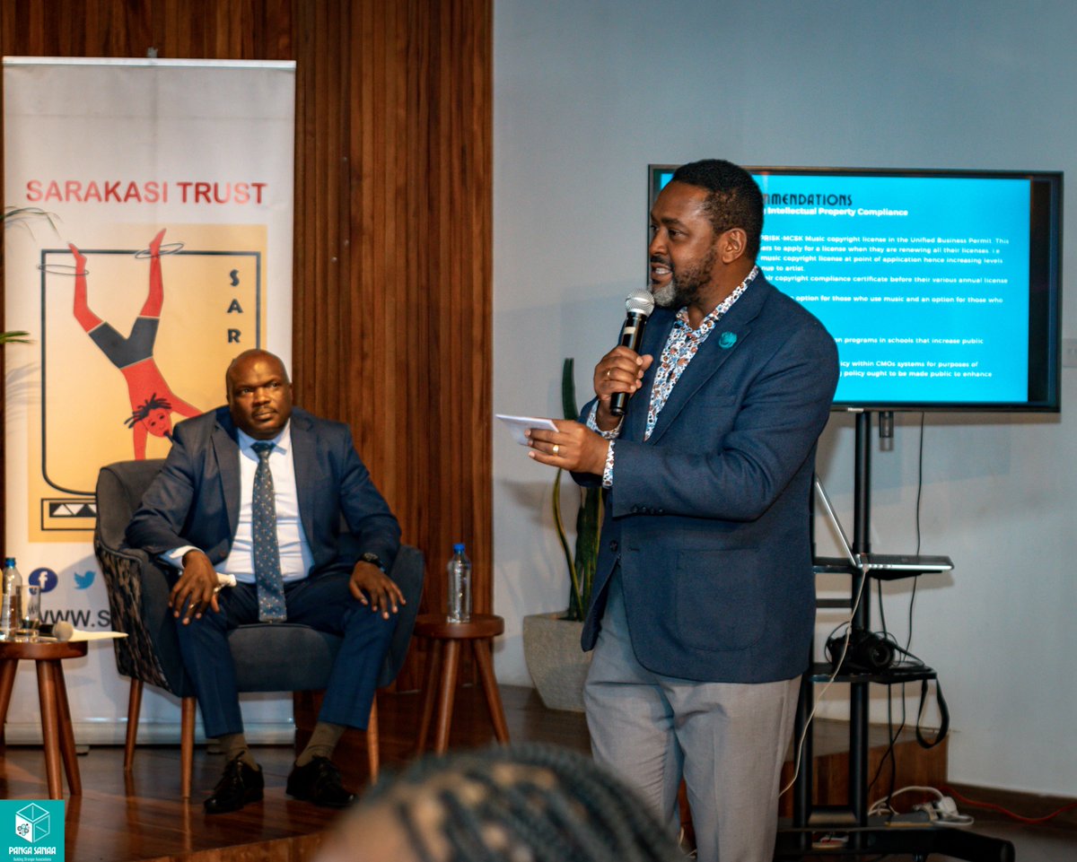 PangasanaaKE's tweet photo. In his policy dialogue submissions filmmaker, Mwaniki Mageria @nikimags asserted the need for more sector-led dialogue in the creative economy "...Dialogue opens doors, suspicion creates walls."
#policydialogue #newdialogue #strongertogether #dialogueplatform https://t.co/I1ZQl3PwO4