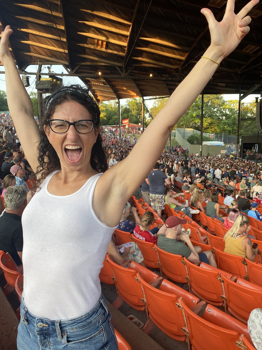 Lia Berman tweet media