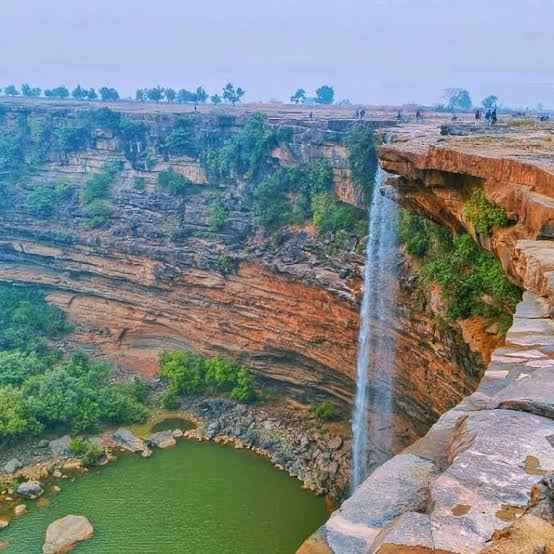 Machismusafir's tweet photo. #machisMusafir360 Brihaspati Kund, is situated in  Panna District of Madhya Pradesh. Devguru Brihaspati had founded an Ashram and performed his Yagnas. Lord Rama has visited here to meet various Rishis during exile period. https://t.co/5N4wPsNzre