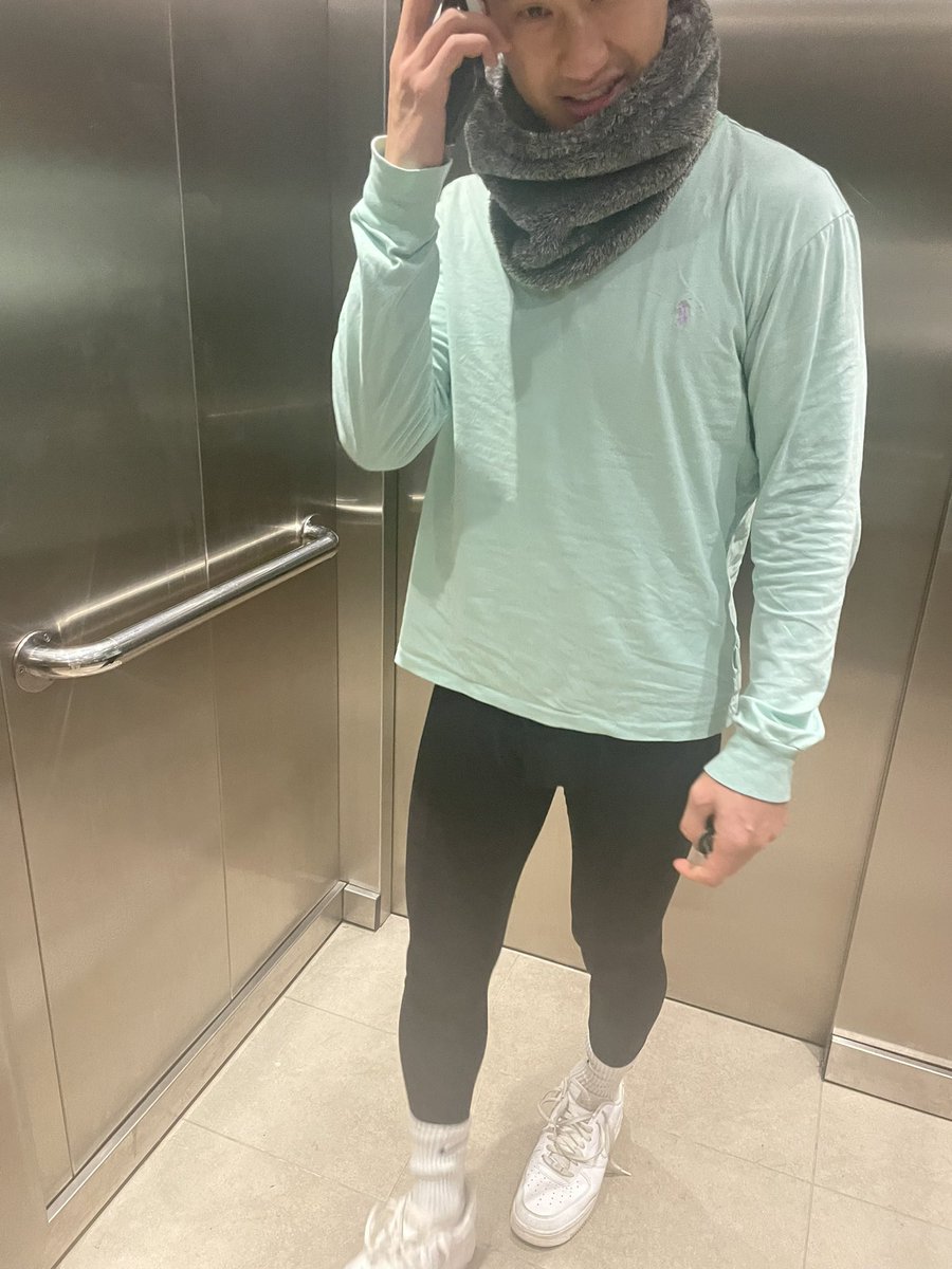 zohee93's tweet photo. Hope everyone’s saying warm 🐢 https://t.co/ZxrYPsayVu