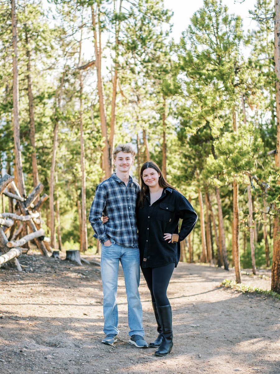 MasonMault's tweet photo. 4 years! Here’s our happy family. @AnnikaCitron https://t.co/AbHxRlnR3S