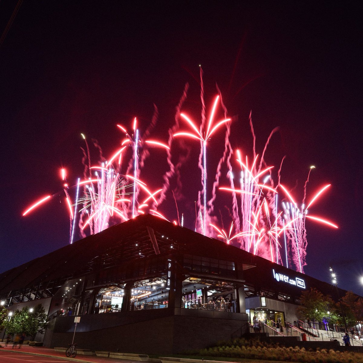 ColumbusCrew's tweet photo. Happy Fourth of July, Crew fans 🇺🇸

#Crew96 | #VamosColumbus https://t.co/mw5QhDfept