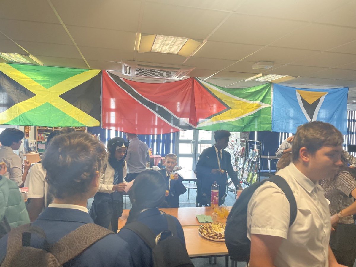 On Wednesday, Chaucer celebrated Windrush Day! A day to celebrate the people that left the Caribbean for Britain to help rebuild the country after World War Two. 1/2
