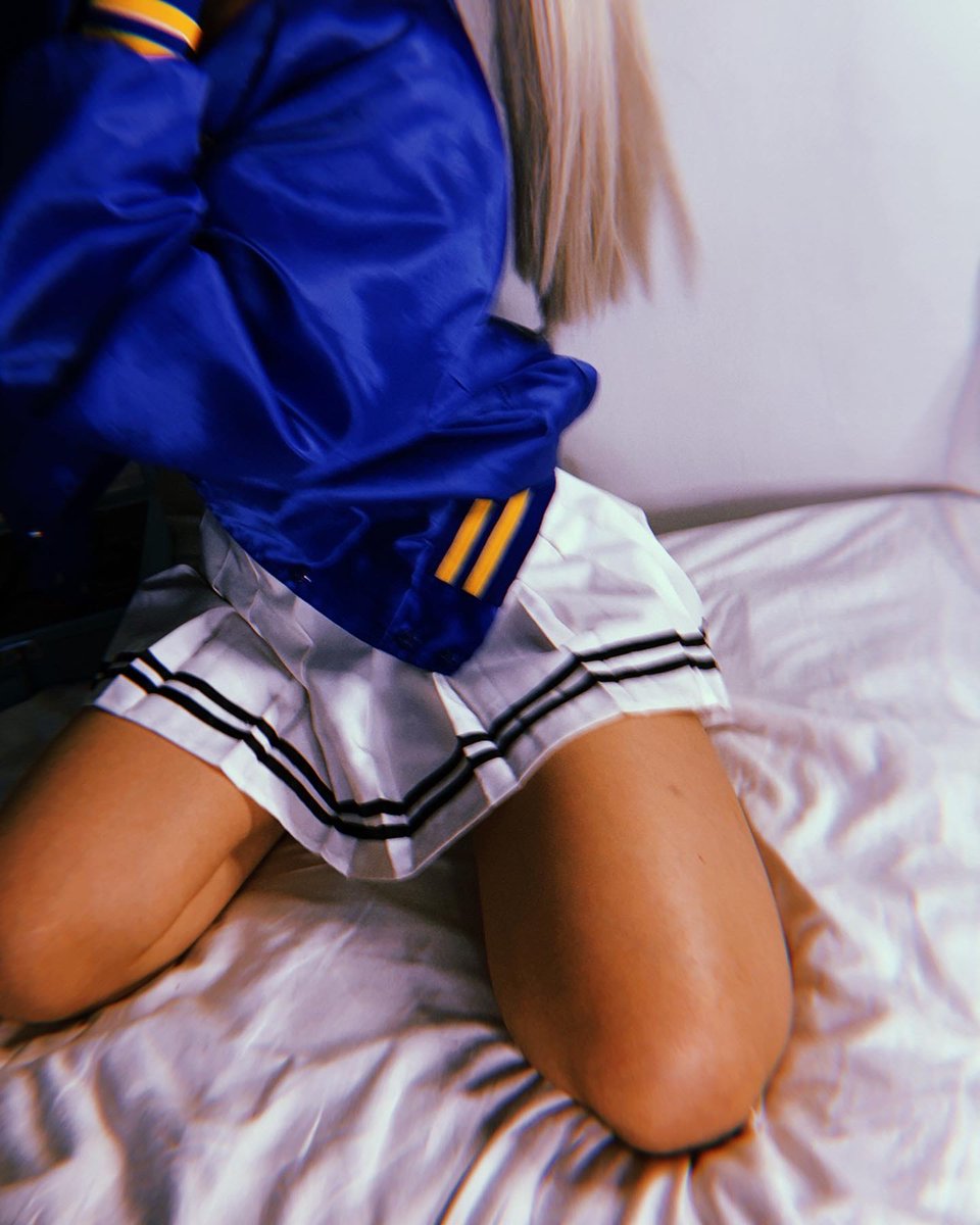 EnchantedBloomy's tweet photo. 💖 SUBSCRIBE 💖 and get a FREE VIDEO 😘 i really like how i look as a cheerleader 😍

https://t.co/3qKntcjKv2

#Cheerleading #Cheerleader #football #americanfootball #uniforms #schooluniform #studentteacher #student https://t.co/ds3q7LXxMv