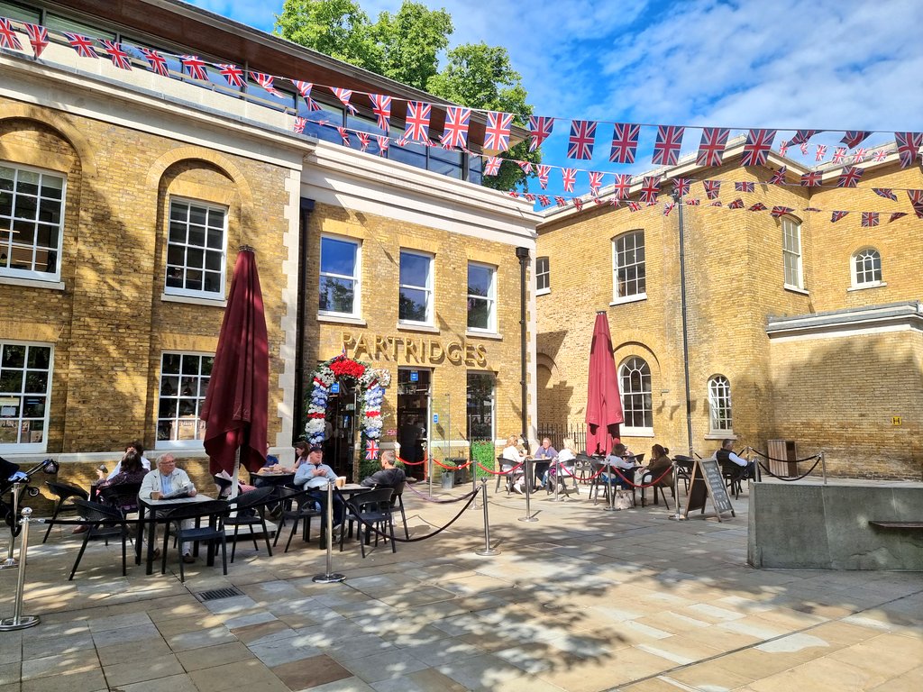 It is going to be a beautiful warm week and we are very excited for Strawberries & Screen this weekend. #Wimbledon 🍓