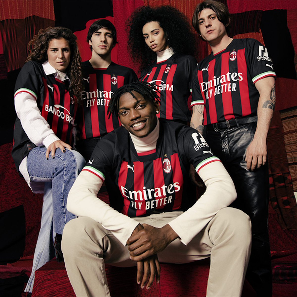 brfootball's tweet photo. Milan drop their new home kit for 2022-23 📸 https://t.co/1YLY8YvgM4