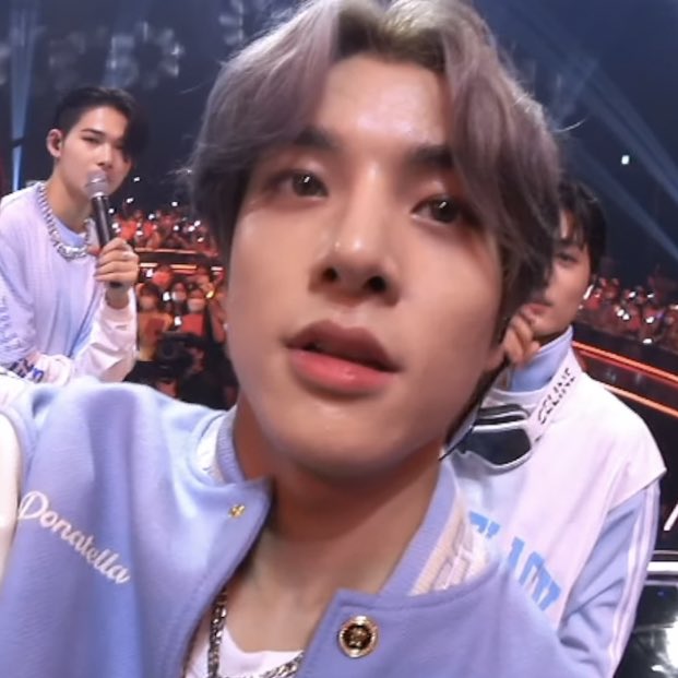 젴 tweet media