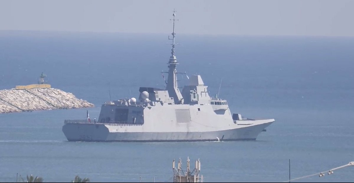 WarshipCam's tweet photo. French Navy Aquitaine-class frigate FS Provence (D652) leaving Haifa, Israel - July 4, 2022 #fsprovence #d652 

* photo courtesy of @anthonyhershko https://t.co/m4SxXBuwwj