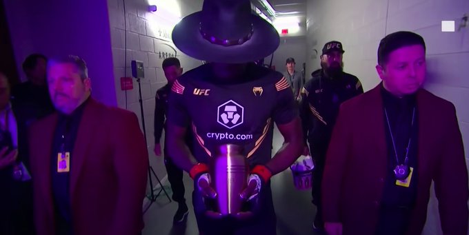 The Undertaker reacts to Israel Adesanya's UFC 276 walkout | 