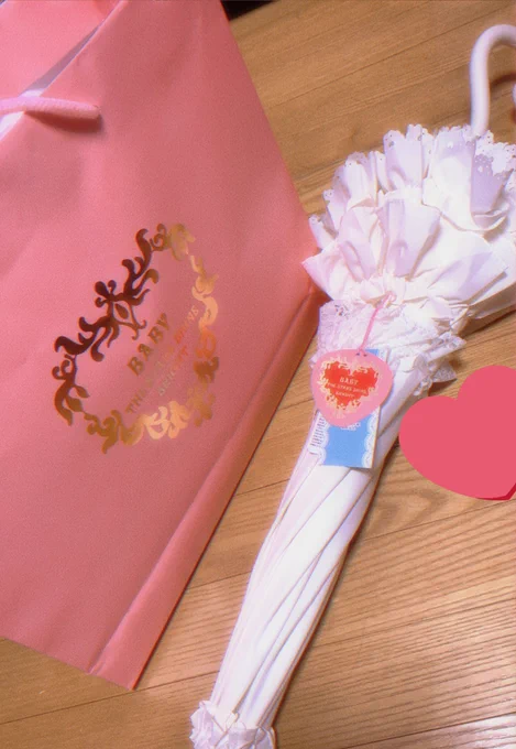 BABY購入品😖
初のロリータ服からみJSKにした!
夏素材なので夏着まくるわよ!!! 