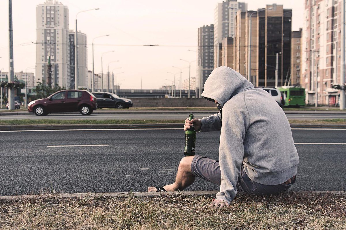 ClearSkyeCenter's tweet photo. Methadone is a synthetic man-made narcotic known in chemical terms as Methadone HCL Intensol. The euphoric high that is created in the brain is because the brain secretes lot of neurotransmitters that signal pleasure, which is a reason for the euphoric high. https://t.co/Tyhv1ETBv7