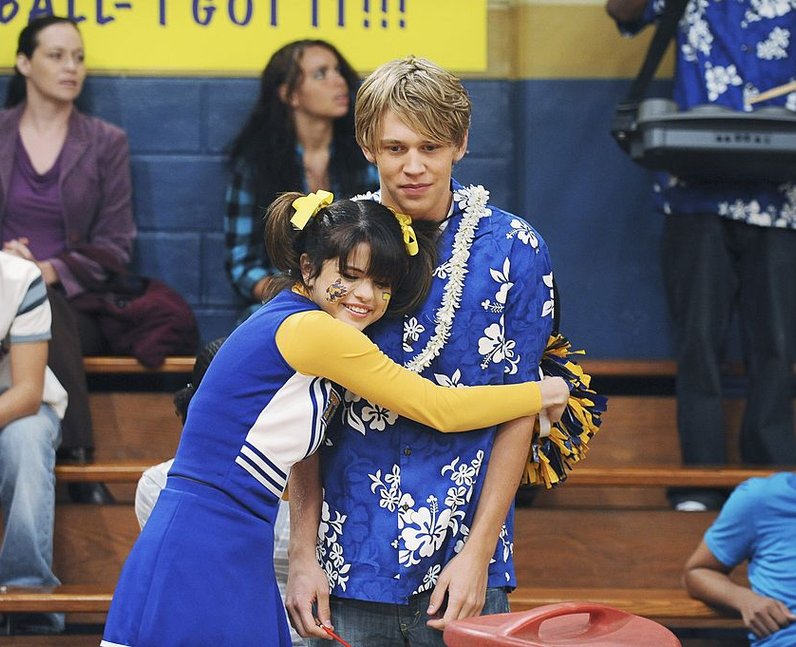 ValeMuseum's tweet photo. Austin Butler c'è sempre stato 

- Wizards of Waverly Place
- Hannah Montana 
- Sharpay's Fabulous Adventure
- iCarly

#austinutler #hero #disneychannel #Nickelodeon https://t.co/ObBzuS36jc
