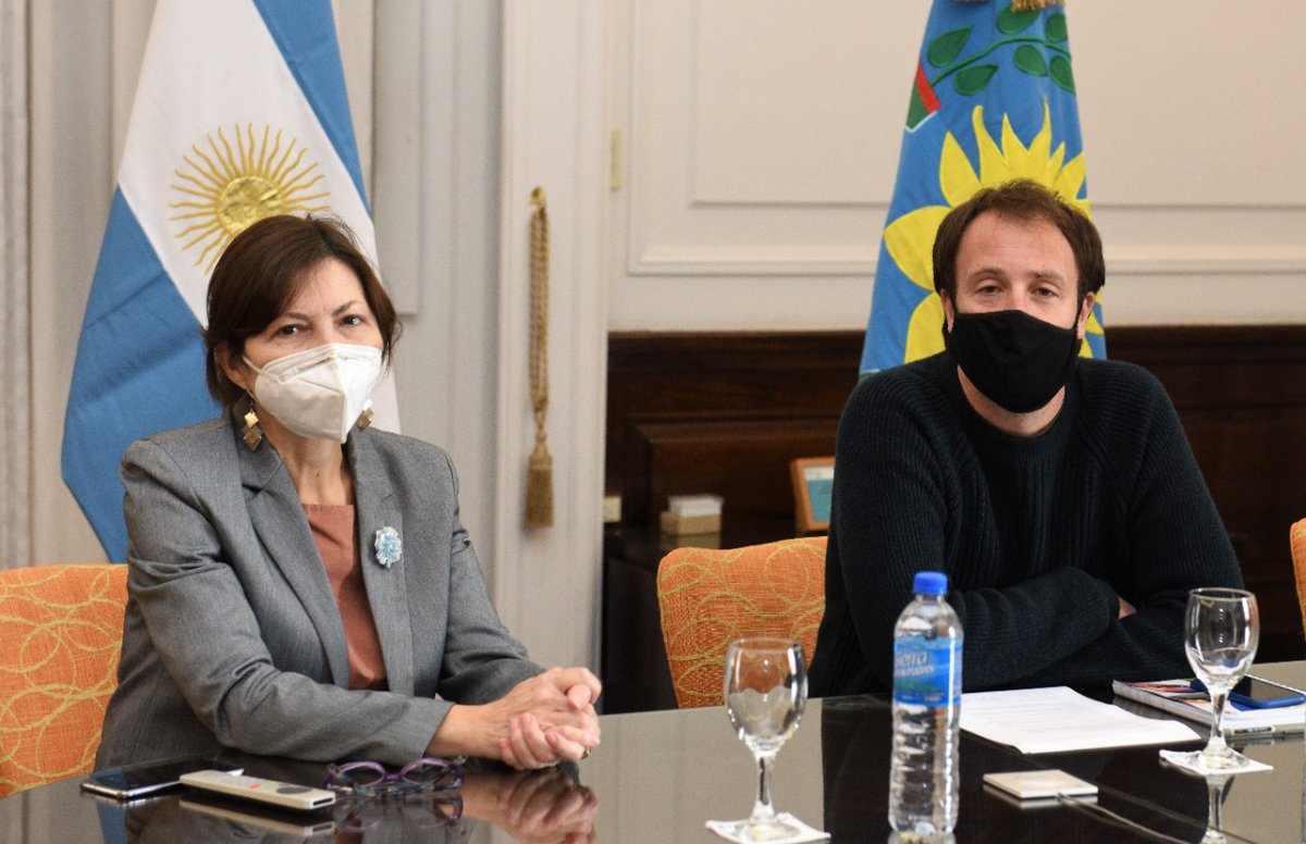 PabloJ_LopezOK's tweet photo. Felicitaciones @sbatakis, compañera con gran experiencia de gestión y militante con un permanente compromiso por una Argentina más equitativa y solidaria.
 
Te acompañamos en este nuevo desafío al frente del Ministerio de Economía de la Nación. https://t.co/Qp0cmFmQUF