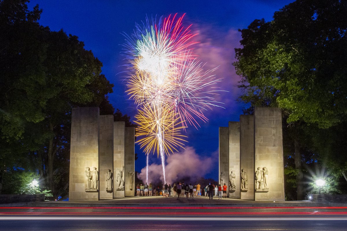 virginia_tech's tweet photo. Happy Fourth of July, #HokieNation! 🇺🇸🎆

#VirginiaTech offices will be closed today in observance of the Independence Day holiday.

📸: @ivanmorozov https://t.co/QeFFeUAGlQ