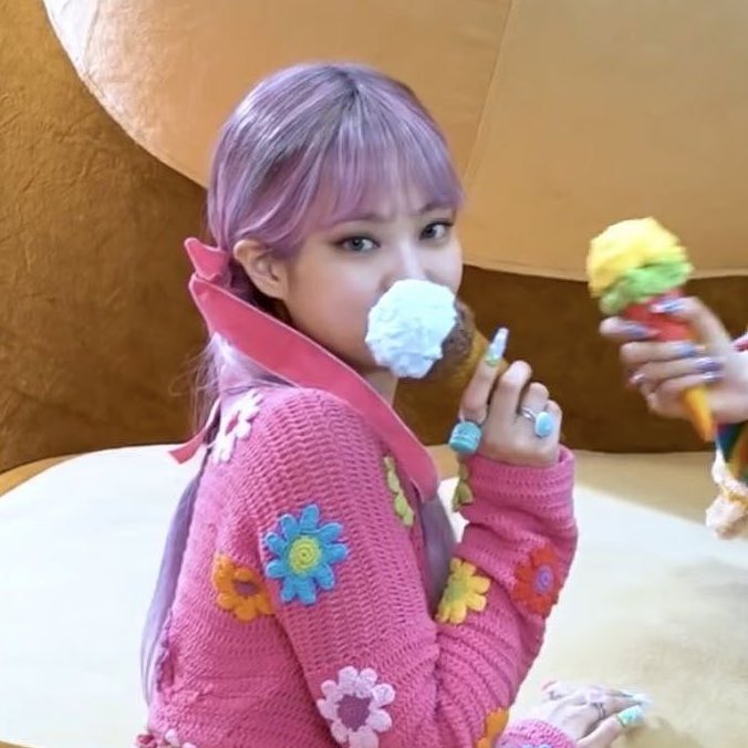 ice cream chillin