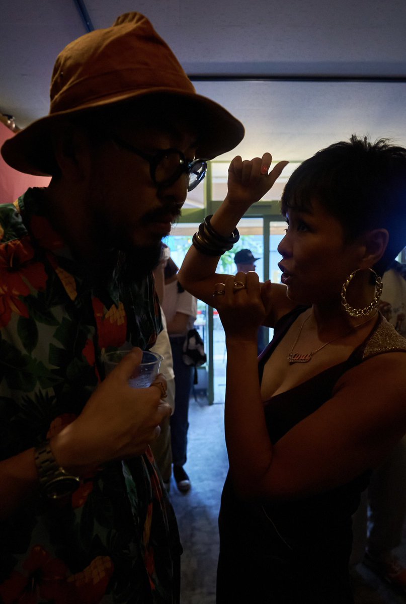 TinaLadySoul's tweet photo. パンゾーさんに一生懸命なんか言ってる！
Photographed by TAKUYA INOUE
@takuyainoue___ 

#Tina #Panzo #YoBros #flava https://t.co/R62golLzei
