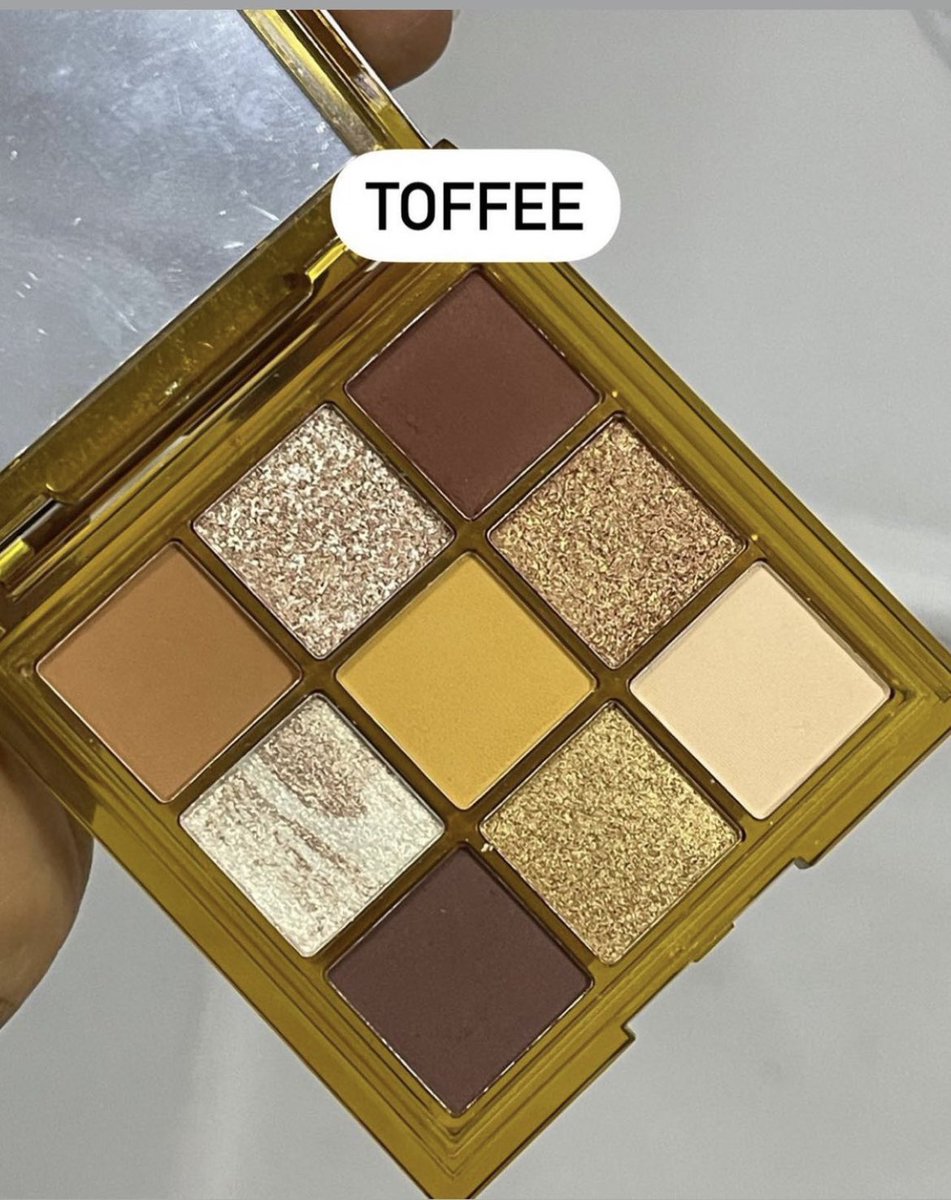theathenaeffect's tweet photo. The BROWN series.

Everbeauty 9 pan palette CARAMEL

🤎 Small enough to fit in your purse. 
🤎 Amazing transition colours.
🤎 Matte and shimmer pans. 
🤎 Absolutely yummy.

🏷 2000 NGR
Instagram https://t.co/u2wn1INEJI
WhatsApp 0807529024
@_DammyB_ https://t.co/EDd1ozcFJS