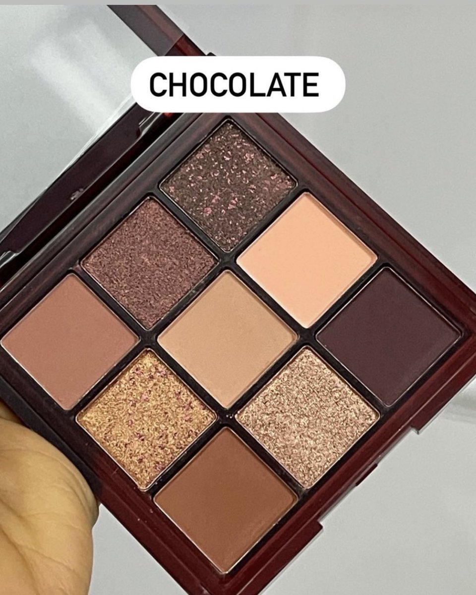 theathenaeffect's tweet photo. The BROWN series.

Everbeauty 9 pan palette CARAMEL

🤎 Small enough to fit in your purse. 
🤎 Amazing transition colours.
🤎 Matte and shimmer pans. 
🤎 Absolutely yummy.

🏷 2000 NGR
Instagram https://t.co/u2wn1INEJI
WhatsApp 0807529024
@_DammyB_ https://t.co/EDd1ozcFJS