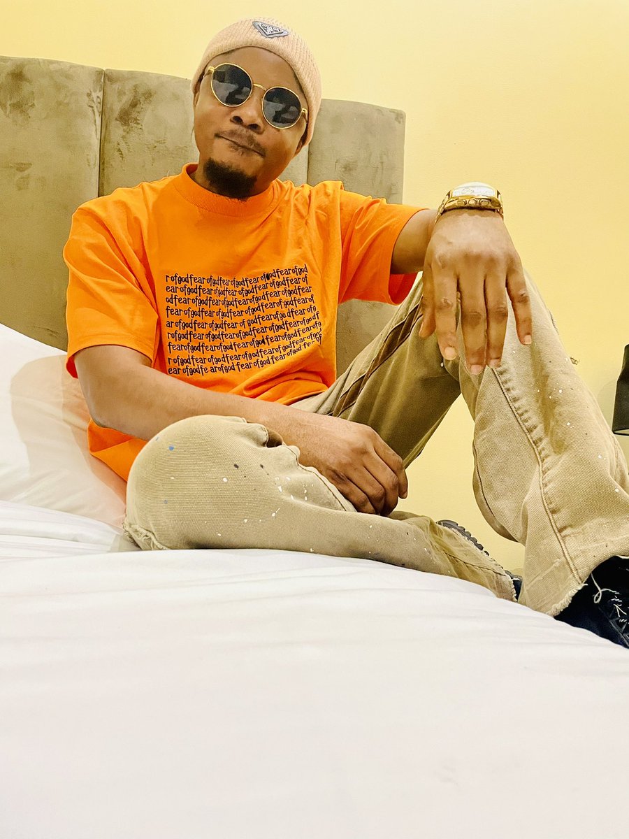 callme_ceena's tweet photo. #yourheadbyzillarous 🧞‍♂️ https://t.co/H23c3lPU85
