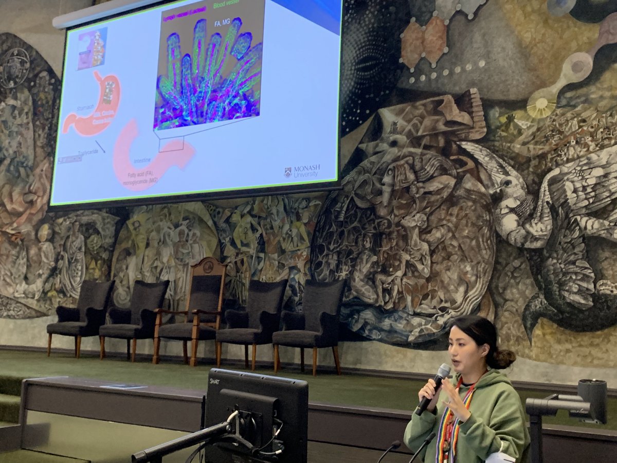 HRM_MIPS's tweet photo. @MolleLara @WinC_RACI_VIC Second presenter, @enyuanc postdoc researcher in #TheRealPorterLab
@MIPS_Australia sharing her research on lymphatics in the gut. https://t.co/ShIwrMJ2FC